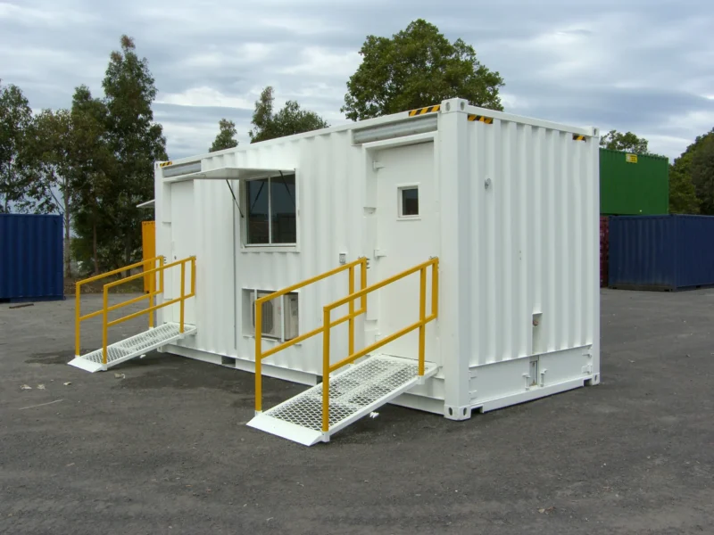20ft Standard Canteen Container Staff Room with Fold-Up Ramps