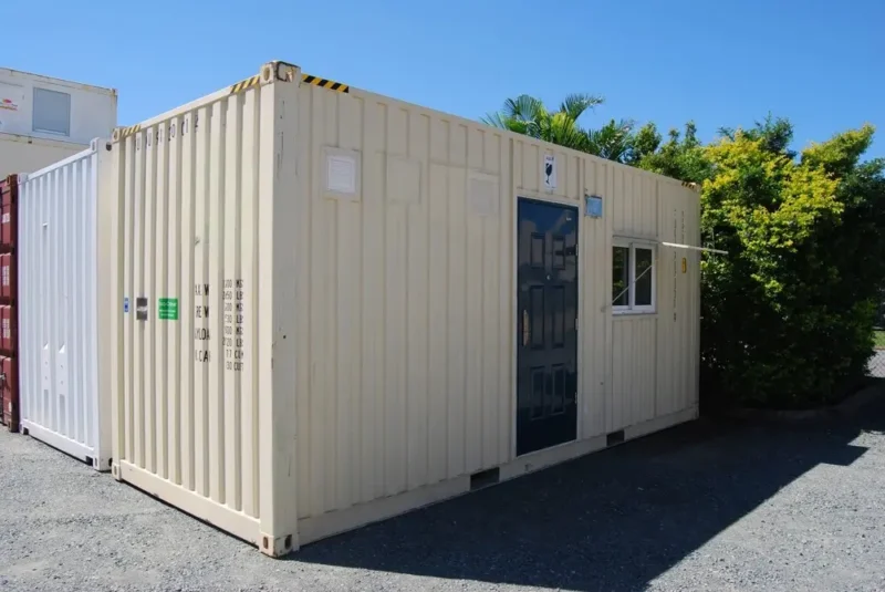 20ft and 40ft Accommodation Containers - Image 5