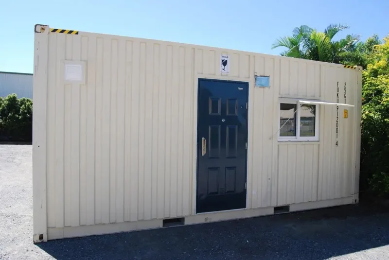 20ft and 40ft Accommodation Containers - Image 3